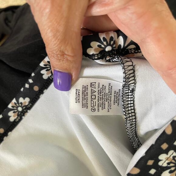 Ann Taylor shirt blouse top women's medium black with white floral pattern layer - Picture 6 of 14